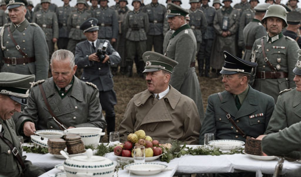Hitler je z generałami - 1940